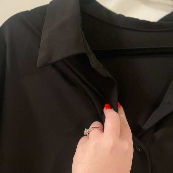 Black Women's Button-Up Top - Picture 6 of 7